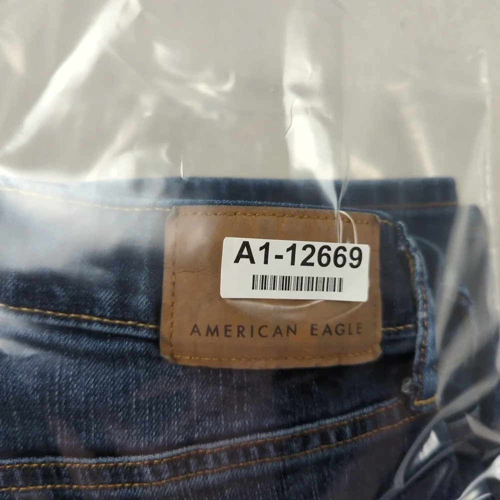American Eagle Jeans Mens 28x30 Blue Original Boot Cut Western Cowboy Dark Wash